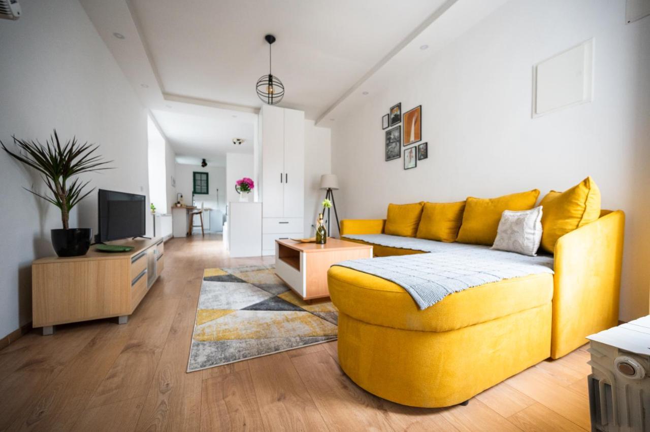 Modern Studio Apartment In The Old Town Sarajevo Exterior photo