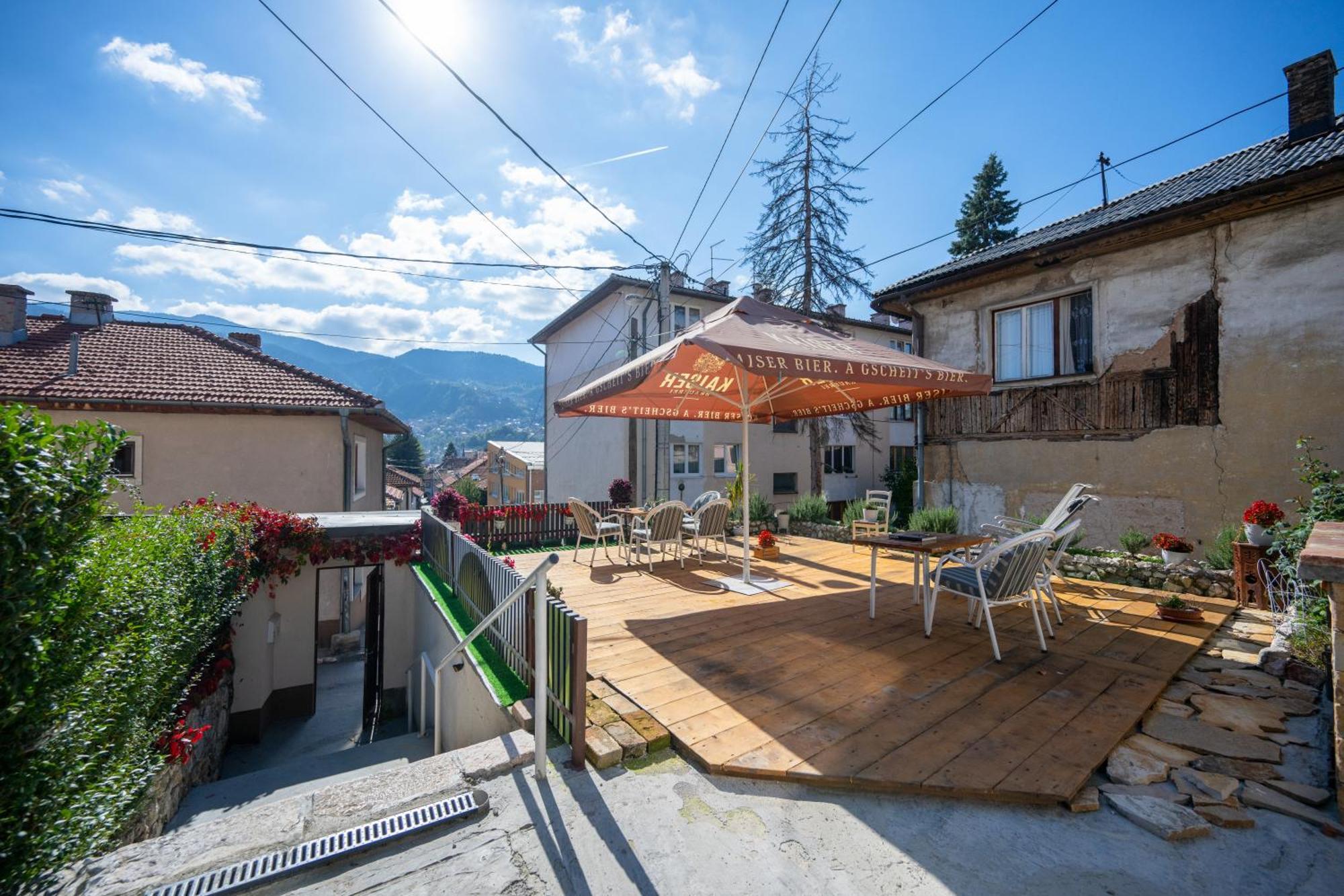 Modern Studio Apartment In The Old Town Sarajevo Exterior photo