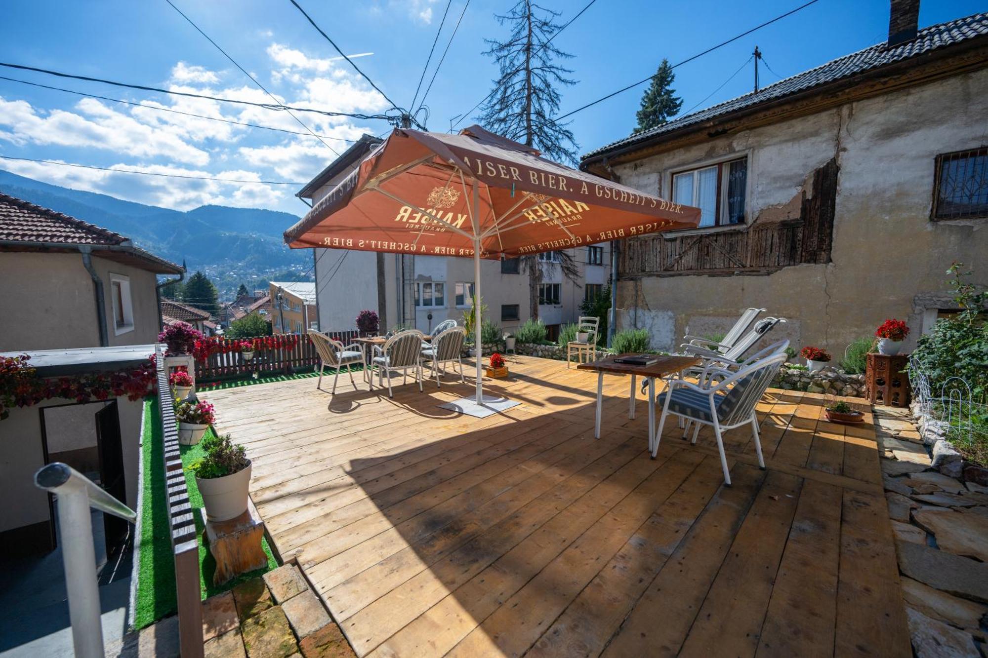 Modern Studio Apartment In The Old Town Sarajevo Exterior photo